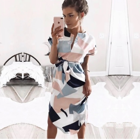 Dresses & Skirts - Geo Print Slit Side Curved Hem Summer Dress Medium